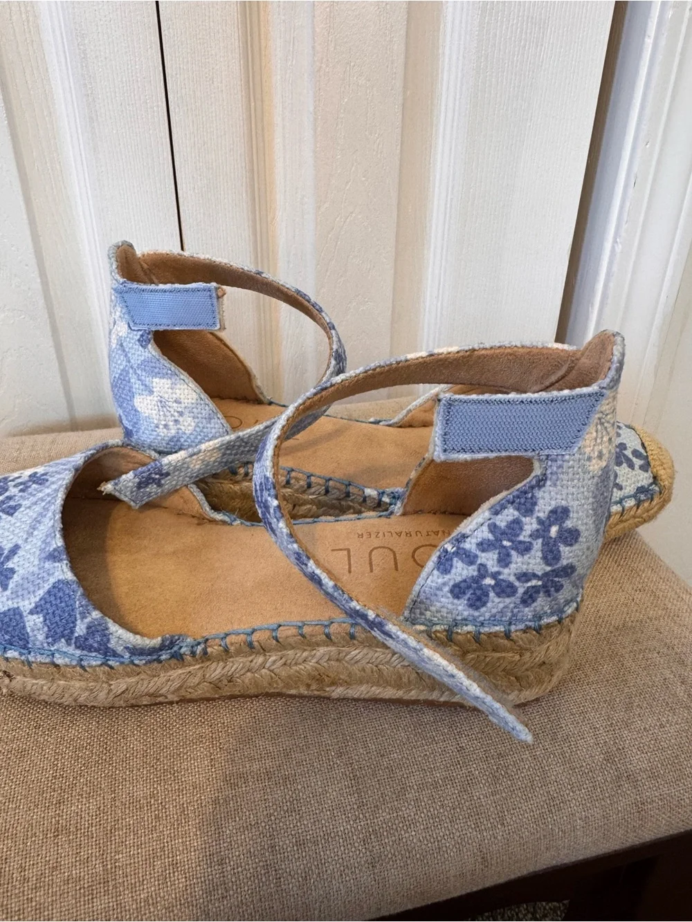 SOUL Naturalizer Women's Blue Floral Espadrille Wedge Ankle Velcro Sandals Sz 6W